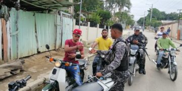 PN mantiene efectivo patrullaje preventivo en Valverde y demás provincias Línea Noroeste