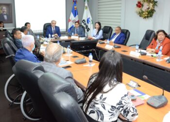 Comisión Especial CNSS que gestiona conflicto entre CMD y ARS’s se reúne nuevamente