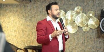 Doctor en economía cita claves para hacer buen uso de los recursos financieros en 2023