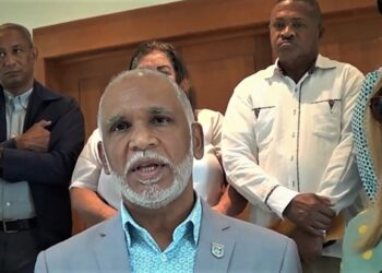 Regidores de SDE reciben RD$11 millones 650 mil en bonos de compra