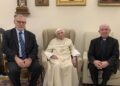 Vaticano: Benedicto en condición estable, participó en misa