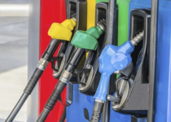Combustibles mantienen sus precios