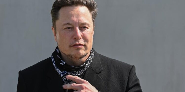 La UE advierte a Musk que refuerce los controles de Twitter antes de las nuevas reglas