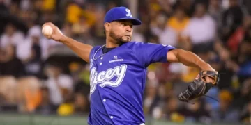 Tigres, guiados por Mauricio, Cruz y Hernández, dejan sentir sus bates en Santiago