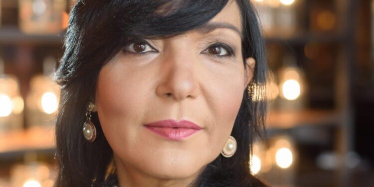 Designan a Geanilda Vásquez como cónsul de RD en Miami