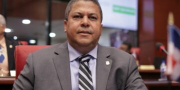 Senado aprueba pedido de construir hospital traumatológico en Esperanza