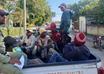 Medio Ambiente realizan operativo en Constanza y los Haitises