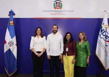 MIREX y Vimenca convocan concurso de escritura “Cuéntame tu Historia” para dominicanos residentes en el exterior