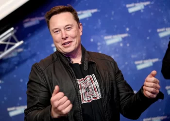 Musk debe renunciar a la jefatura de Twitter según la consulta que convocó