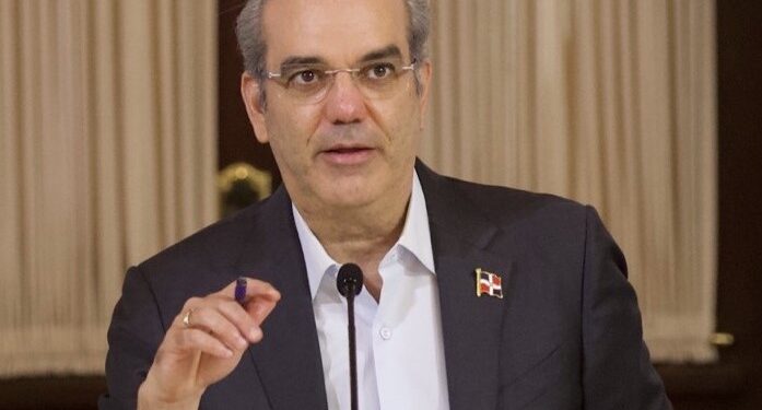 Abinader promulga Ley que aprueba Presupuesto general del año 2023