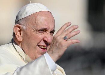 Papa Francisco  “Ya he firmado mi renuncia” en caso de que enferme