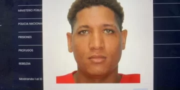 Policía última presunto delincuente en Santiago