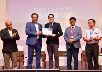 RD y la India avanzan en cooperación de tecnología en nanosatélites