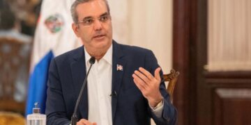 El presidente Abinader convoca a legislatura extraordinaria