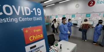 Huye un ciudadano chino que dio positivo en covid al llegar a Corea del Sur