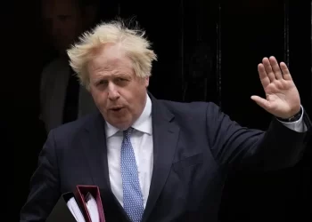 Boris Johnson dice que Putin dijo que podía golpearlo con un misil