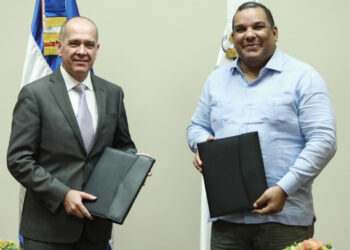 CNE firma concesión definitiva para Parque Solar Canoa II