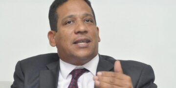 Carlos Pimentel asegura fideicomisos públicos estarán regulados por Ley de Compras Públicas y se pone fin al vacío existente