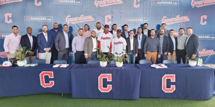 Campocorto de academia H Y L firma con Cleveland como pick 1 por US$1.375 MM