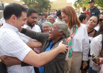 Roberto Ángel afirma Santiago vive una "verdadera revolución social"