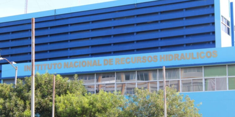 INDRHI rehabilita sistema de bombeo en Sabana Larga, Elías Piña