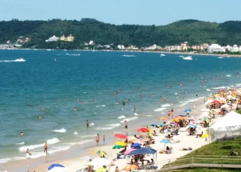 Identificaron la causa del brote de diarrea en Florianópolis que ya afectó a más de 3.000 personas