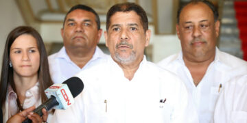 Gobierno y productores de huevos acuerdan aumentar su producción y garantizar suministros y precios estables