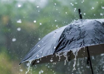 ONAMET anuncia lluvias hoy y mañana por vaguada