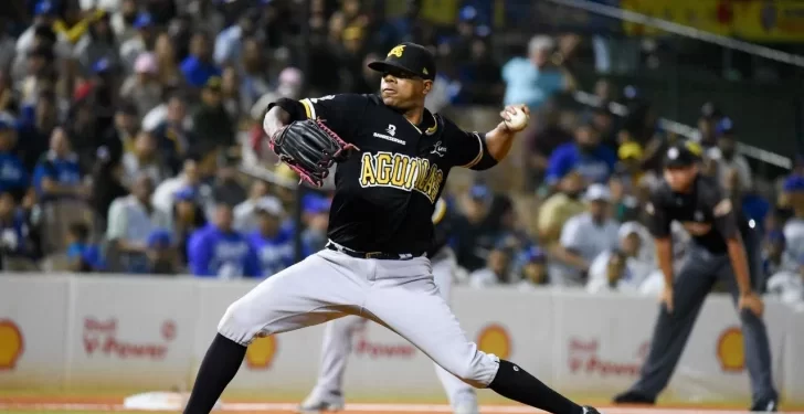 Águilas dominan al Licey y comparten el liderato con las Estrellas