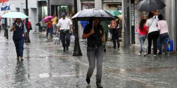 Temperaturas agradables y lluvias débiles tras paso del sistema frontal sobre el país