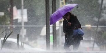 Jueves con aguaceros y tronadas sobre varios puntos del país por vaguada