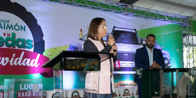 Tres socios de CoopMaimón iniciarán el 2023 montados en una jeepeta cero kilómetros