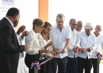 Abinader: “Con menos dinero y en menos tiempo hemos hecho mucho mas”