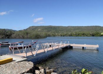Abinader inaugura muelle de pescadores y de veleros en Bahía de Luperón en Puerto Plata