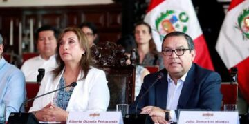 Presentan denuncia penal contra Dina Boluarte, Alberto Otárola y ministros por muertes manifestaciones