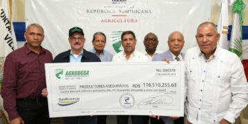 Gobierno paga más de 116 millones de pesos a 975 productores afectados por huracán Fiona en el Nordeste