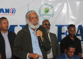 Hubieres solicita al presidente Abinader 30 mil empleos para SDN de los 300 mil creará en RD