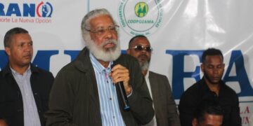 Hubieres solicita al presidente Abinader 30 mil empleos para SDN de los 300 mil creará en RD