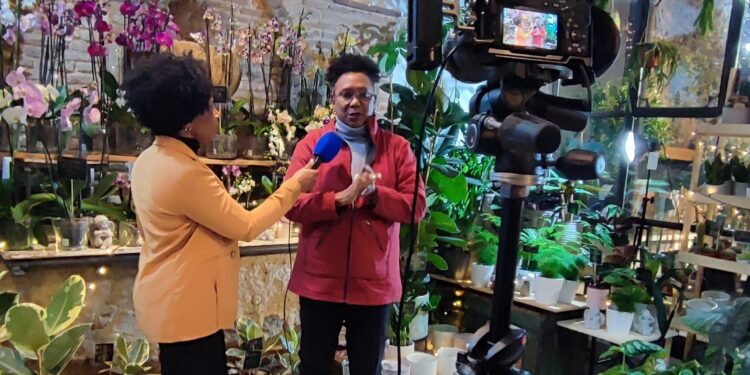 Xiomara Fortuna presenta en Madrid “Etaquetuves”