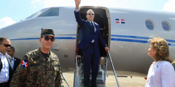 Abinader viaja esta noche a Miami para asistir a varias actividades este sábado