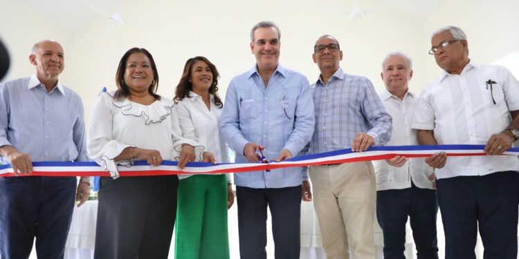 Presidente Abinader inaugura el nuevo centro CAIPI El Majagual, en Sabana Perdida