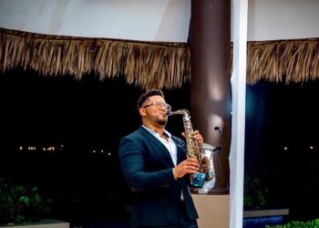 Darling Sax se destaca como solista del saxofón