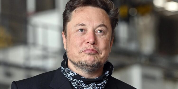 Comenzó el juicio contra Elon Musk por un tuit de 2018 sobre Tesla