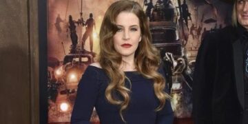 Muere Lisa Marie Presley a los 54 años, cantante, hija de Elvis Presley, tras sufrir paro cardíaco ante