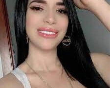 Amelia Alcántara víctima de extorsión por fotos íntimas