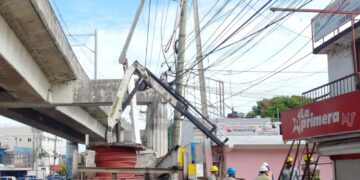 Edeeste mejora servicio eléctrico en Villa Mella a miles de clientes