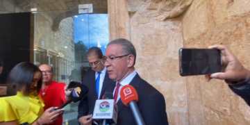 Instan a legisladores aprobar inamovilidad del feriado por el Día de Duarte