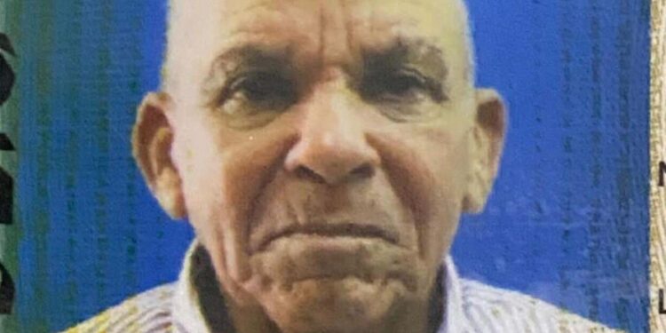 Fallece el padre del alcalde Carlos Guzmán