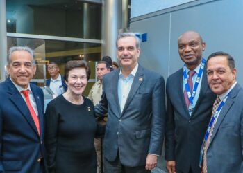 Presidente Abinader llega a Miami para asistir a varias actividades este sábado