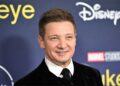 El actor Jeremy Renner fue operado tras el accidente en Nevada y permanece en la unidad de cuidados intensivos